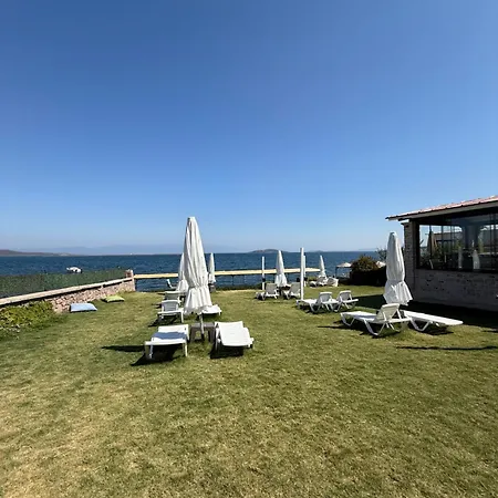 Bed & Breakfast Esin Cunda 3*