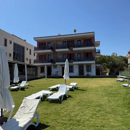 Cunda Sea-view Stone & Private Bed & Breakfast 3*