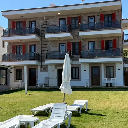 Cunda Sea-view Stone & Private Bed & Breakfast