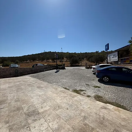 Cunda Sea-view Stone & Private Bed & Breakfast Ayvalik