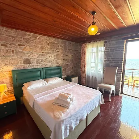 Cunda Sea-view Stone & Private 3*