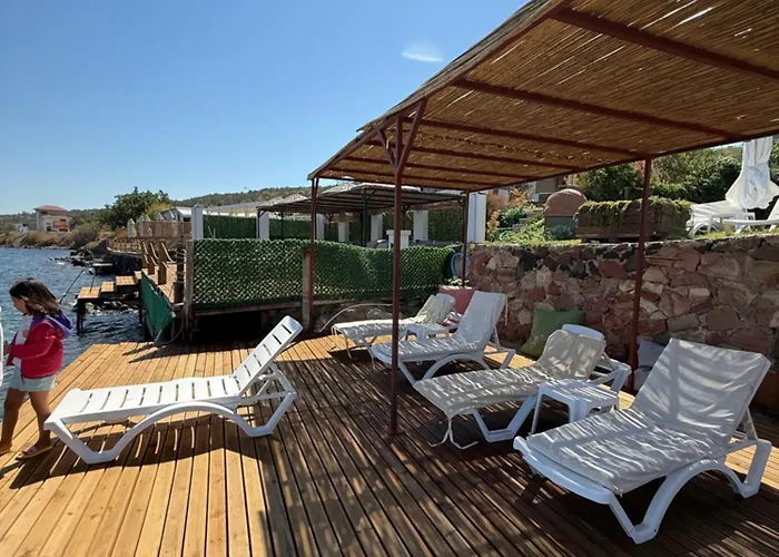 Cunda Sea-view Stone & Private Oda ve Kahvaltı