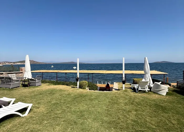Cunda Sea-view Stone & Private 3*