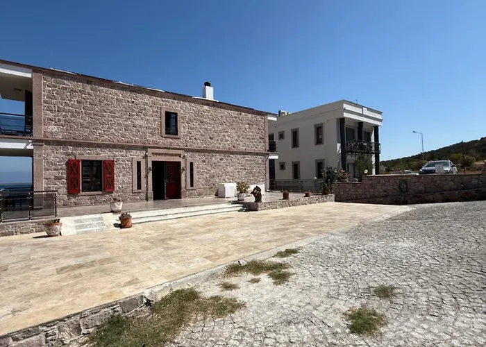 Cunda Sea-view Stone & Private Oda ve Kahvaltı Ayvalı