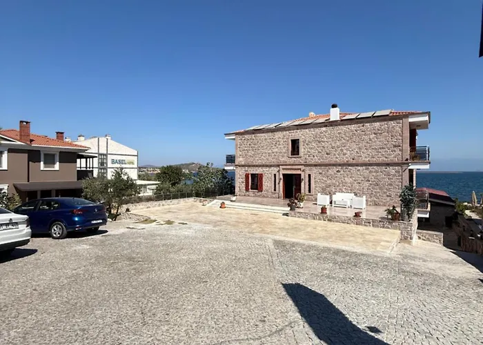 Cunda Sea-view Stone & Private 3* Ayvalı